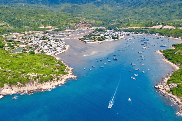 Из Нячанга: Фанранг за 1 день — ракушечный храм, лабиринт дракона и контактный зоопарк