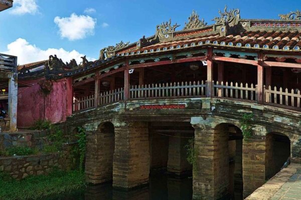 Экскурсия в Дананг и Хойан из Нячанга