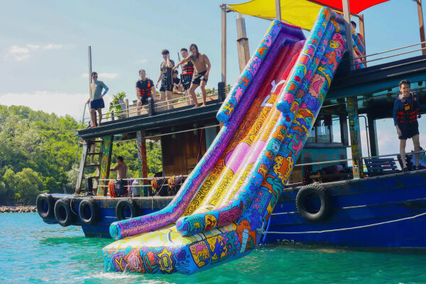 Нячанг: морская вечеринка со снорклингом, водной горкой, аниматорами и живой музыкой